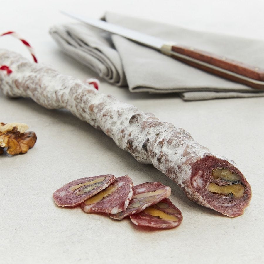 Saucisse sèche aux noix artisanale