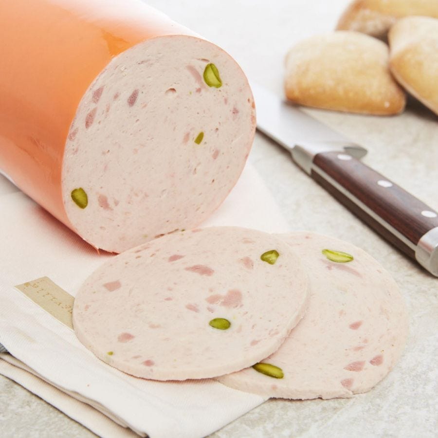 Roulade de volaille à la pistache