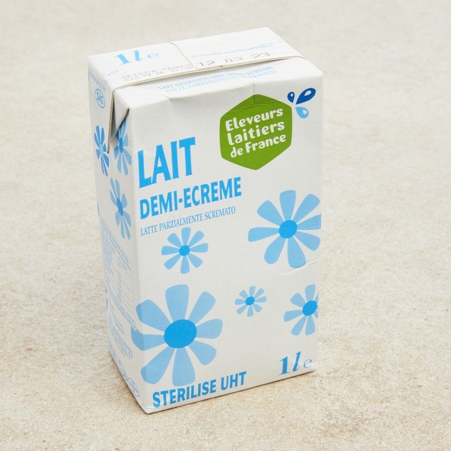 Lait demi-écrémé UHT