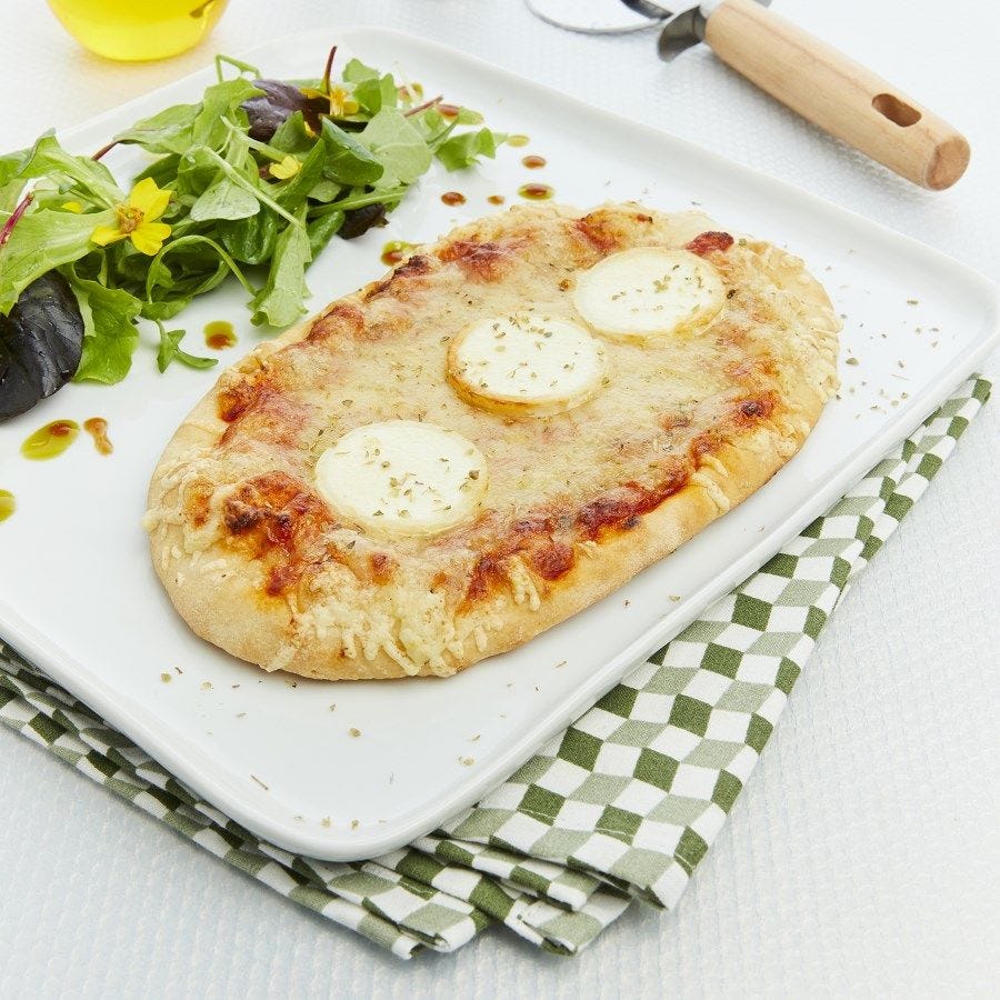 Pizza chèvre individuelle cuite au feu de bois