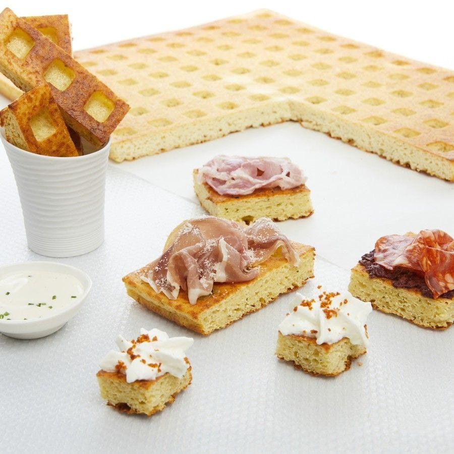 Plaque de gaufre emmental et persil