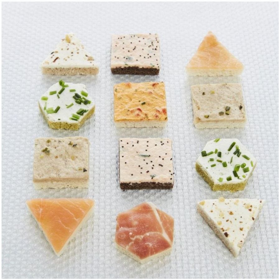 Assortiment de 140 canapés Séduction