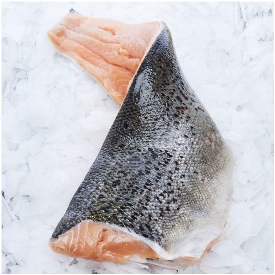 Filet de saumon Atlantique avec peau IQF
