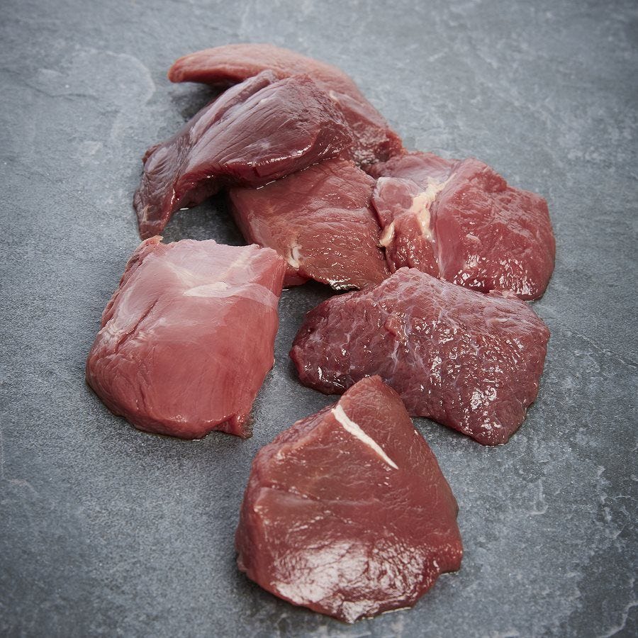 Sauté de cuissot d'autruche coupé main 30-70 g