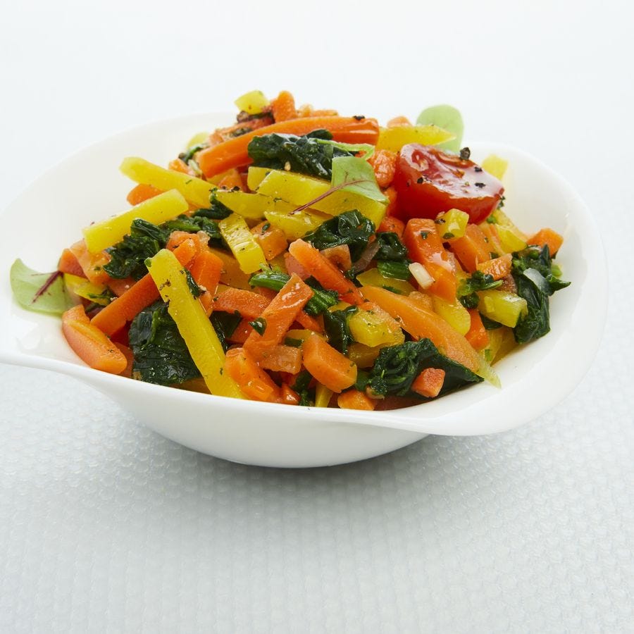 Poêlée carottes tomates cerises et épinards