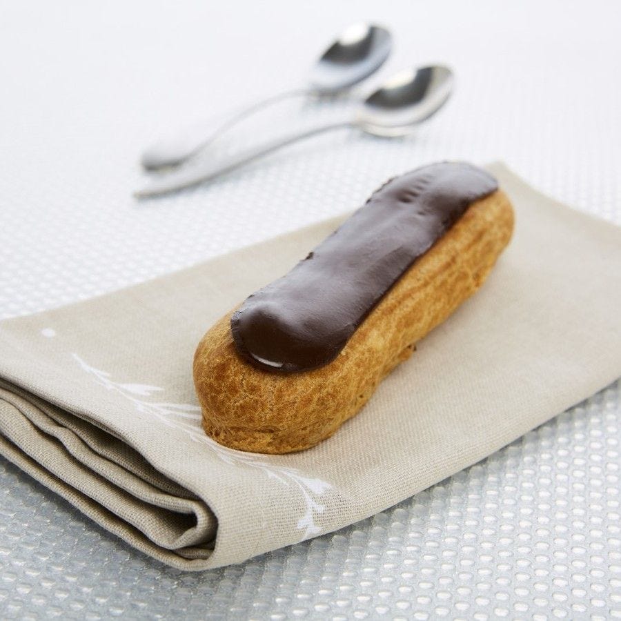 Éclair au chocolat