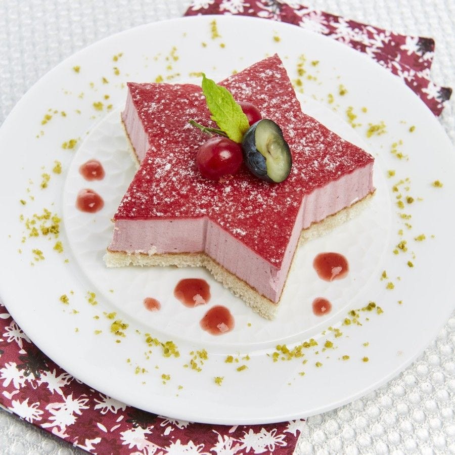 Entremets étoile aux fruits rouges