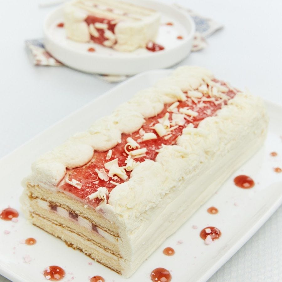 Entremets fraise en bande