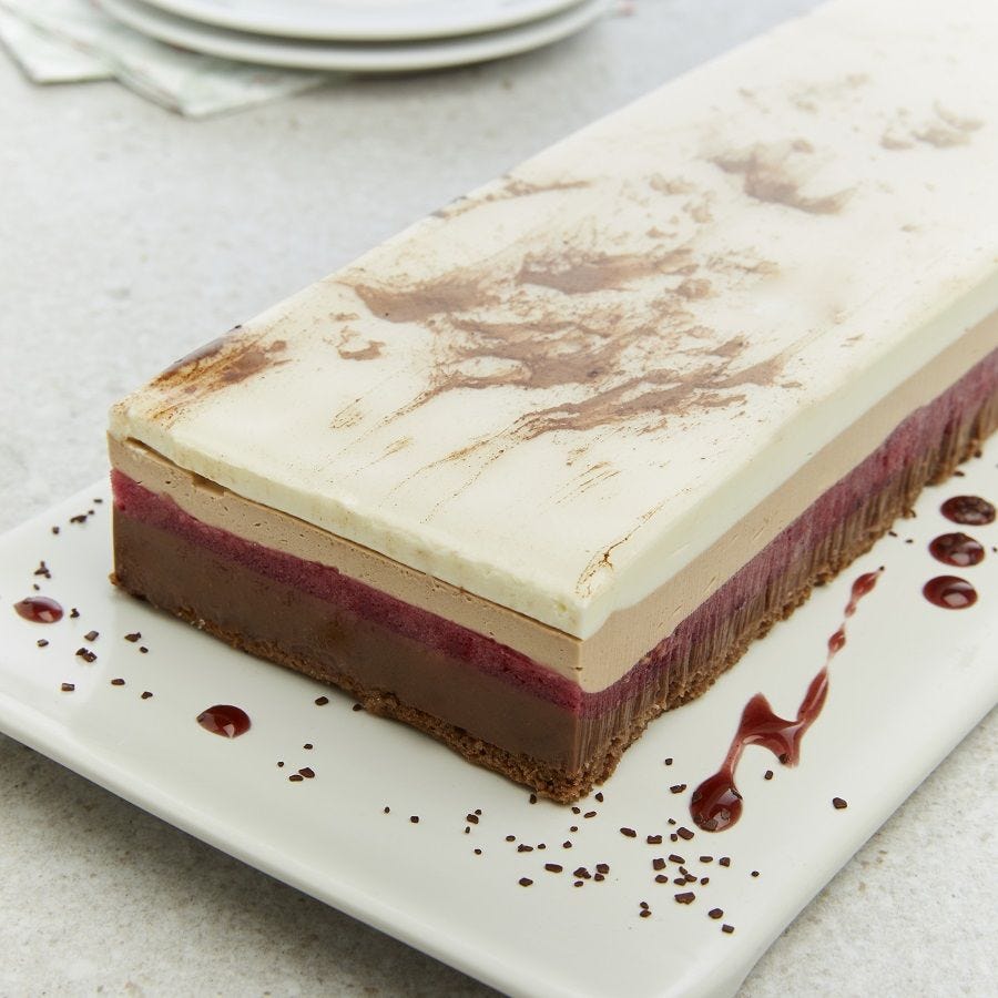 Entremets trois chocolats fruits rouges