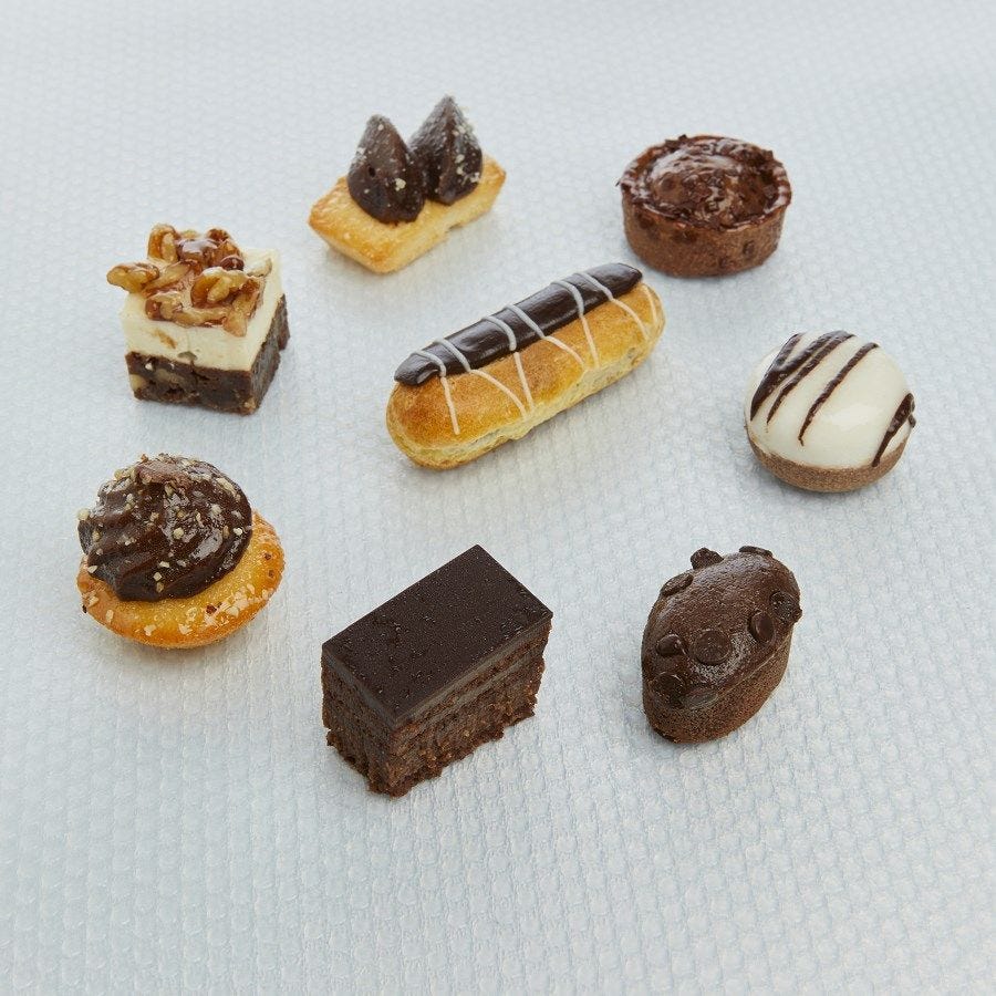 Assortiment de 48 petits fours Elégance & Chocolat
