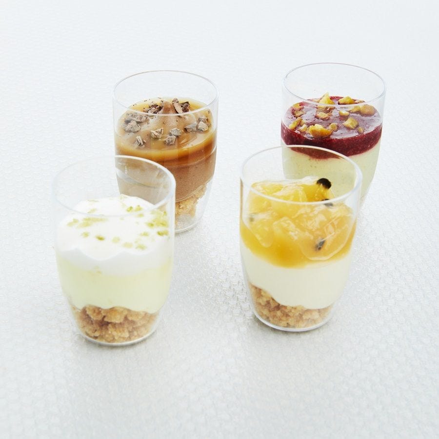 Assortiment de 24 verrines sucrées