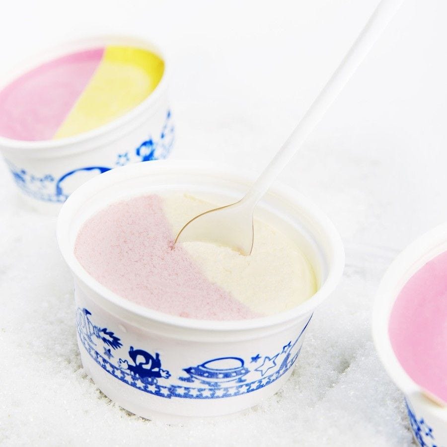 Timbale glace goût vanille et fraise 