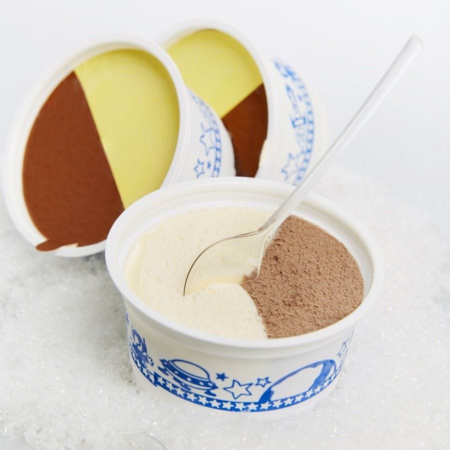 Timbale glace goût vanille et chocolat 
