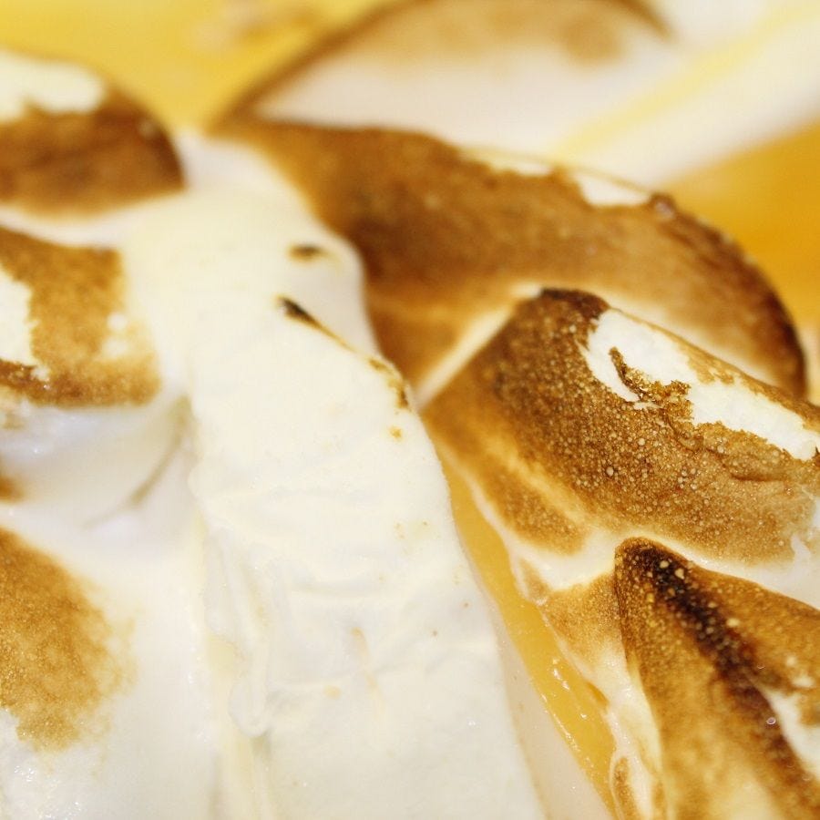 Glace tarte citron meriguée façonnée artisanale