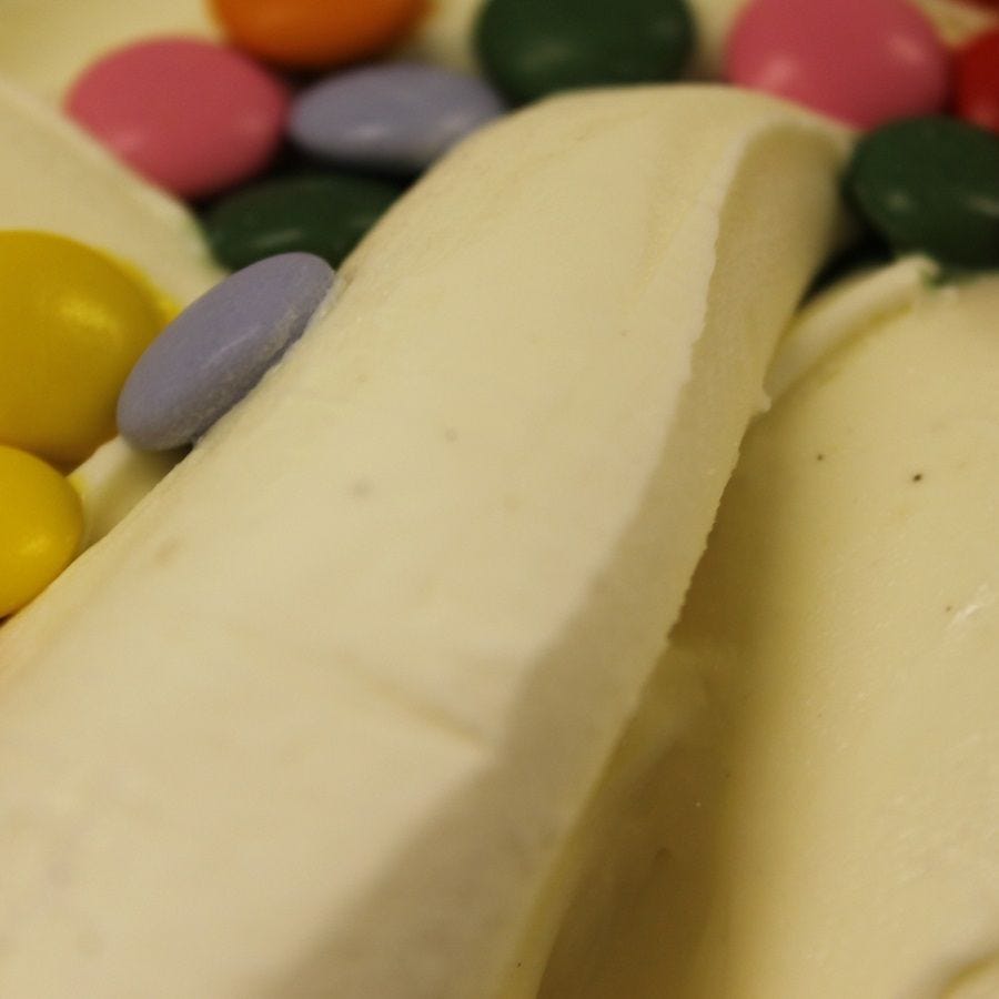 Glace Smarties® façonnée artisanale