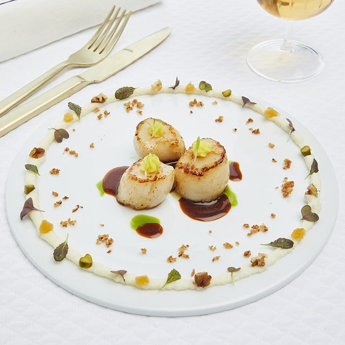 noix saint jacques poelees crumble guanciale