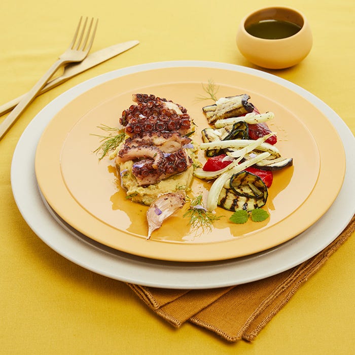tentacule poulpe houmous legume grille